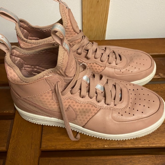 Trendy Mens/women clothes - Picture 3 of 16